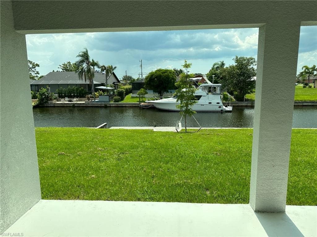 926 23rd Pl, Cape Coral, FL 33990-9