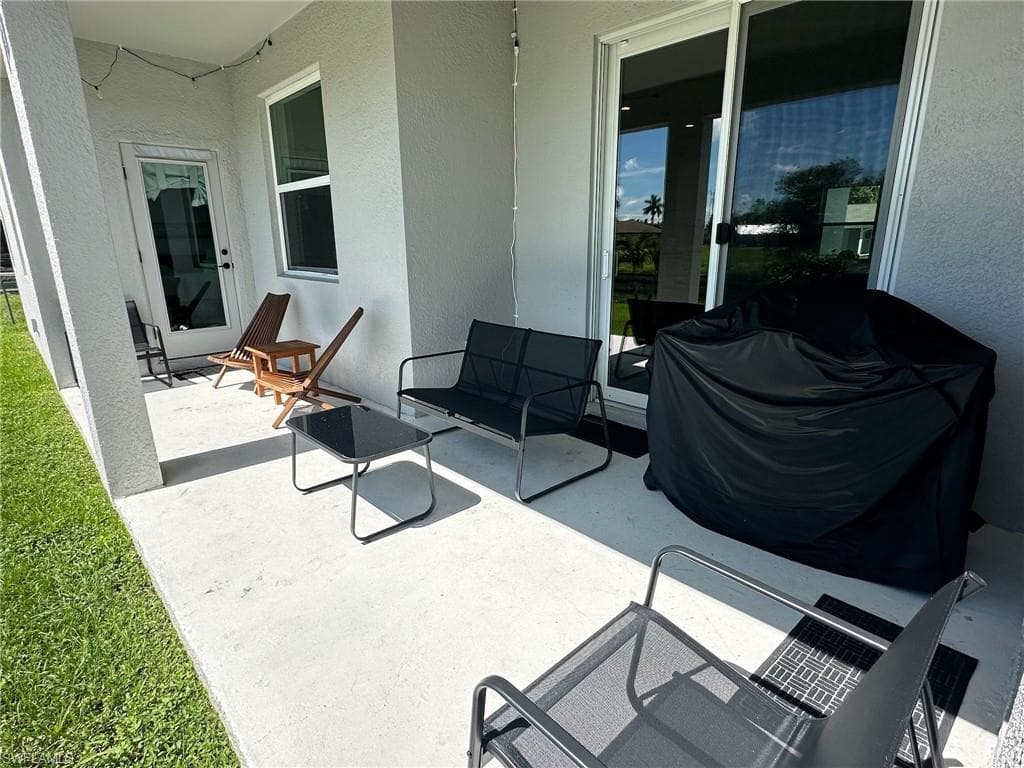 926 23rd Pl, Cape Coral, FL 33990-12