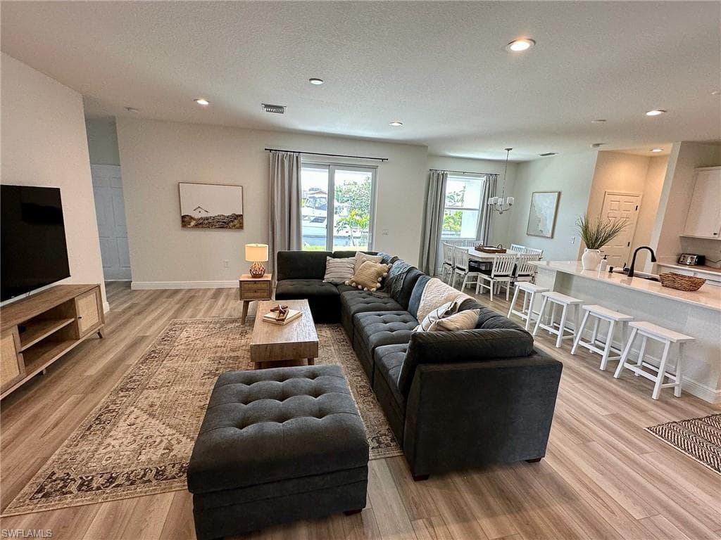 926 23rd Pl, Cape Coral, FL 33990-19
