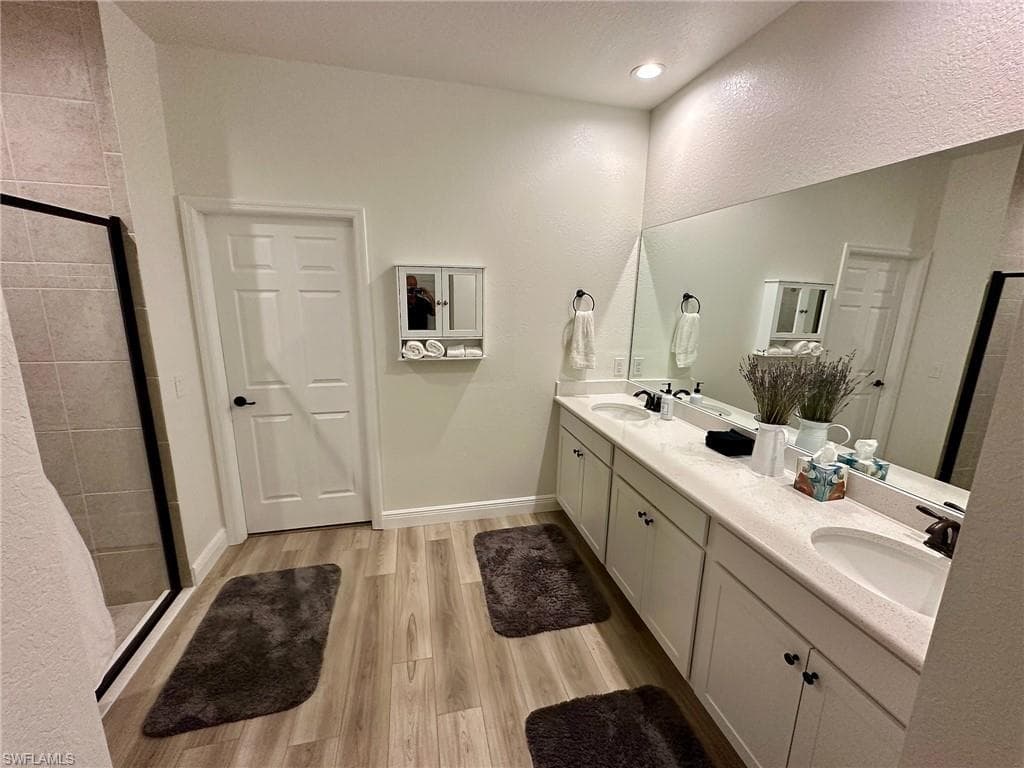 926 23rd Pl, Cape Coral, FL 33990-30
