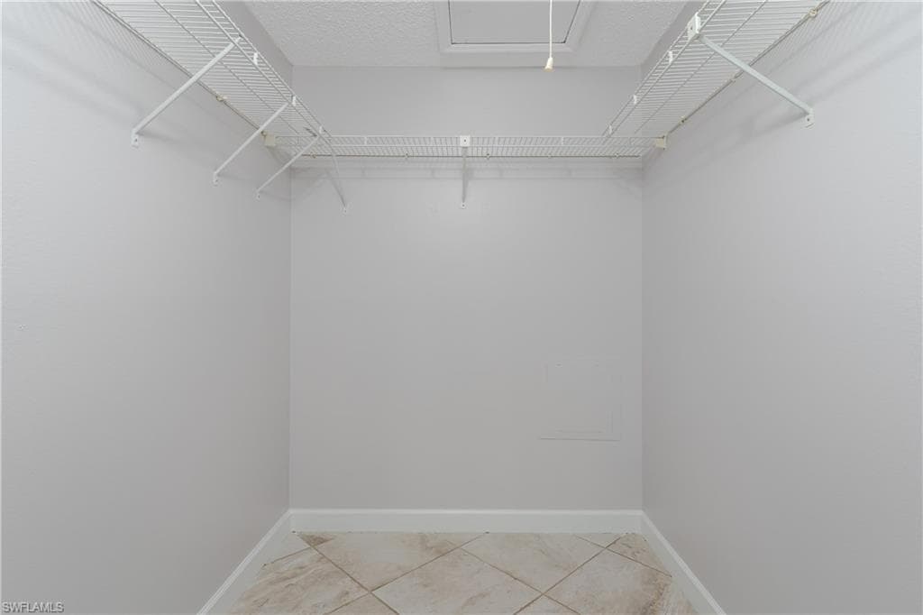 1706 Kings Lake Blvd 203, Naples, FL 34112-11