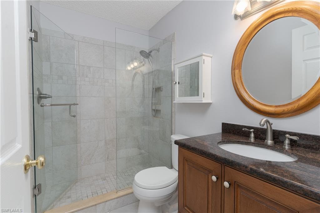 1706 Kings Lake Blvd 203, Naples, FL 34112-16