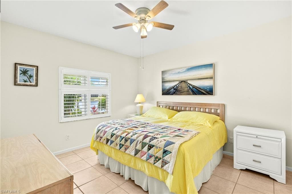 550 Saratoga Cir E104, Naples, FL 34104-17