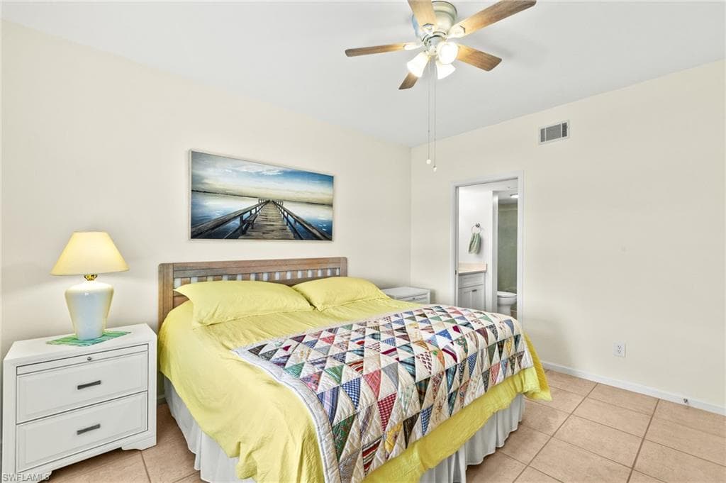 550 Saratoga Cir E104, Naples, FL 34104-18