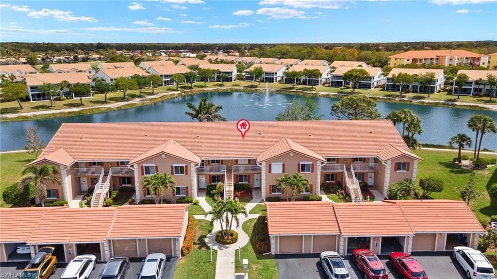 550 Saratoga Cir E104, Naples, FL 34104-1
