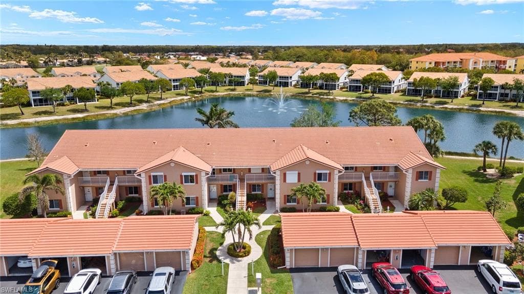 550 Saratoga Cir E104, Naples, FL 34104-27