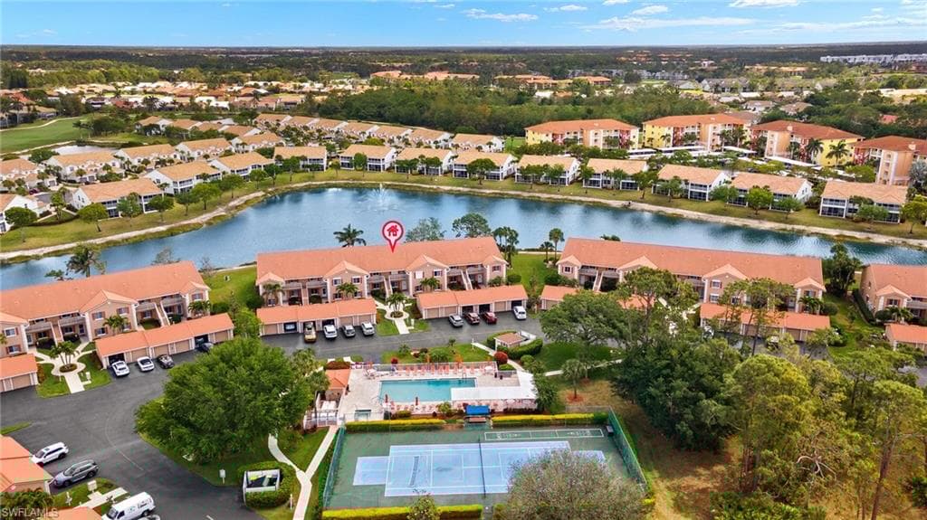 550 Saratoga Cir E104, Naples, FL 34104-37