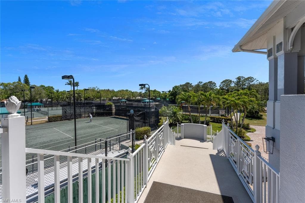 1360 Sweetwater Cv 102, Naples, FL 34110-12
