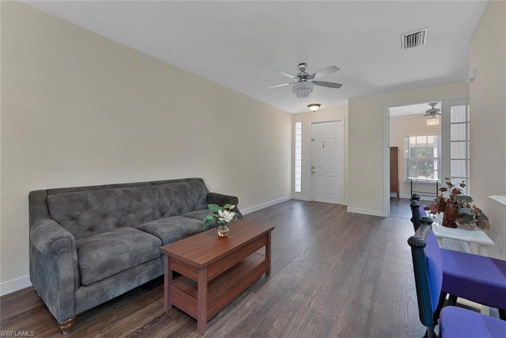1360 Sweetwater Cv 102, Naples, FL 34110-3
