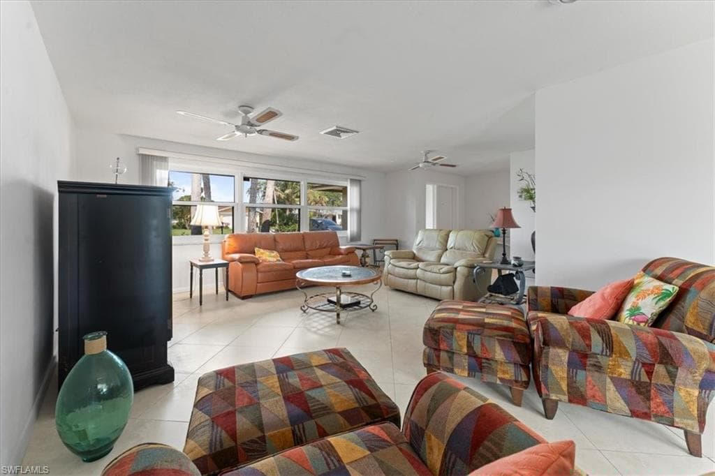 4419 Lakewood Blvd, Naples, FL 34112-8