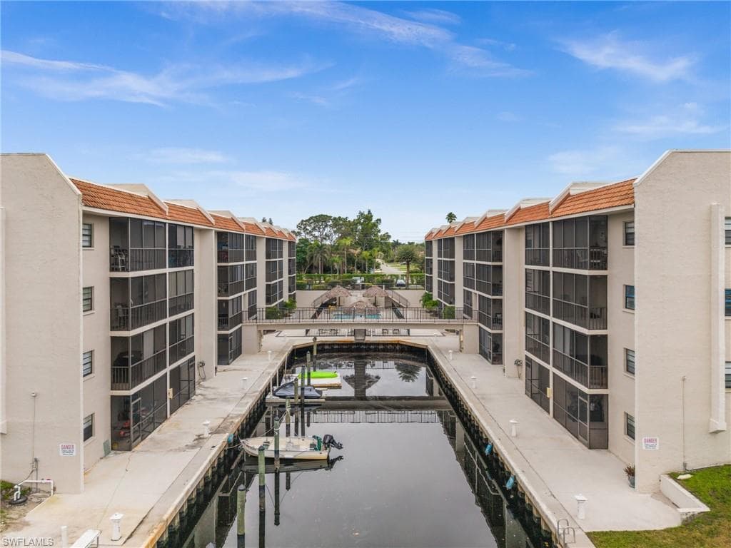 9395 Pennsylvania Ave 35, Bonita Springs, FL 34135-30