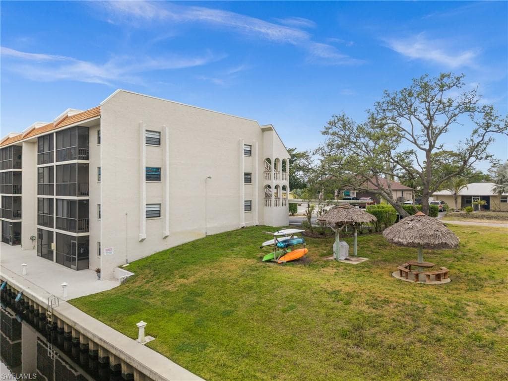 9395 Pennsylvania Ave 35, Bonita Springs, FL 34135-32