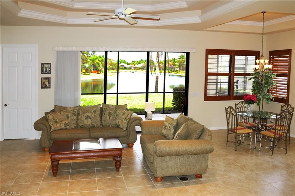 4350 Longshore Way S, Naples, FL 34119-5