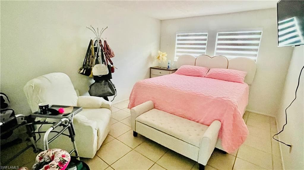 10 Temple Ct, Lehigh Acres, FL 33936-14