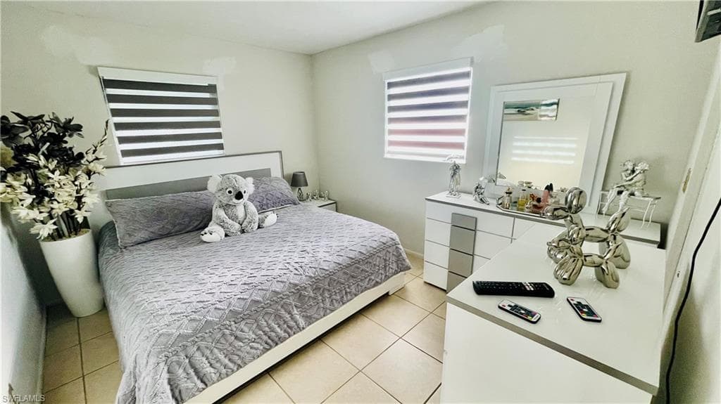 10 Temple Ct, Lehigh Acres, FL 33936-18