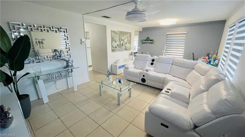 10 Temple Ct, Lehigh Acres, FL 33936-4