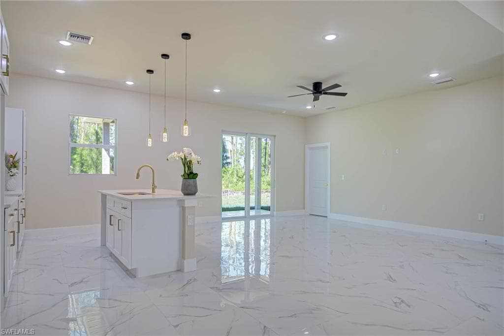 3414 74th St W, Lehigh Acres, FL 33971-6