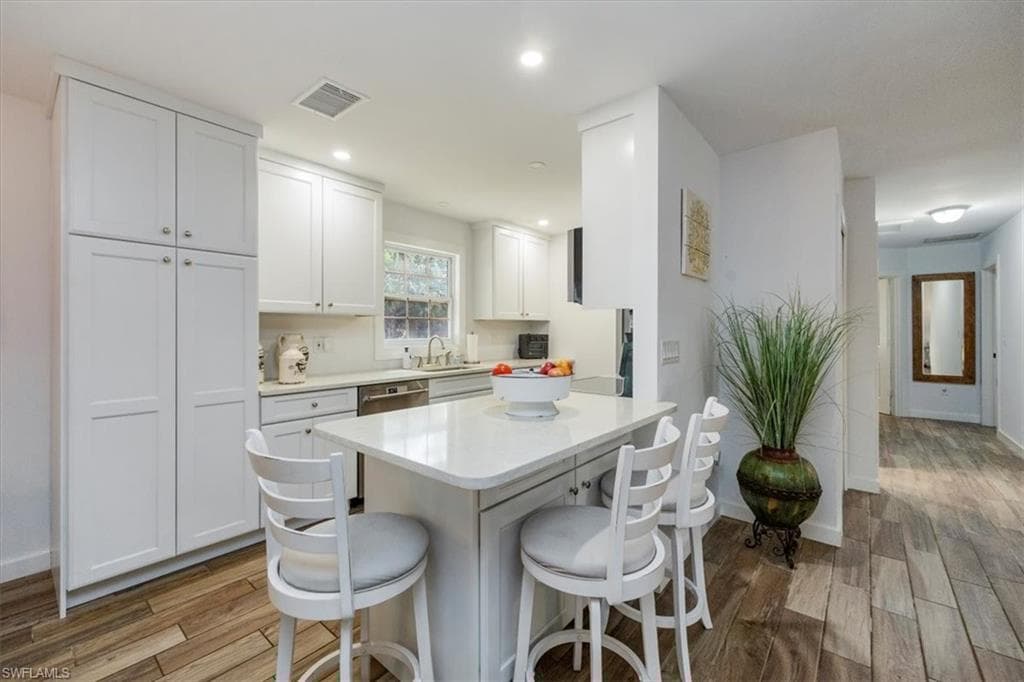 27111 Edgewood St, Bonita Springs, FL 34135-13