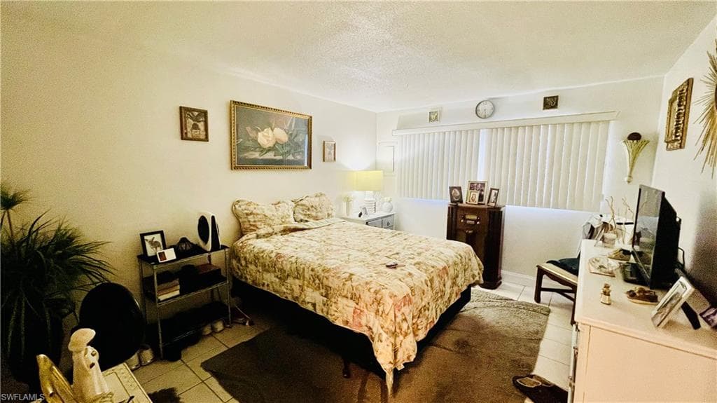 55 Tangerine Ct, Lehigh Acres, FL 33936-12