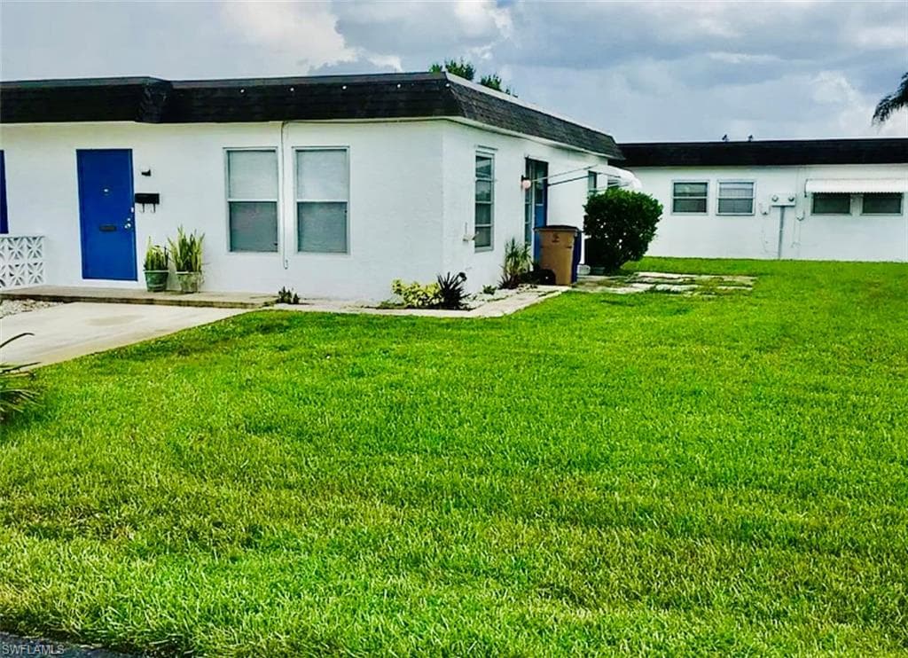 55 Tangerine Ct, Lehigh Acres, FL 33936-3