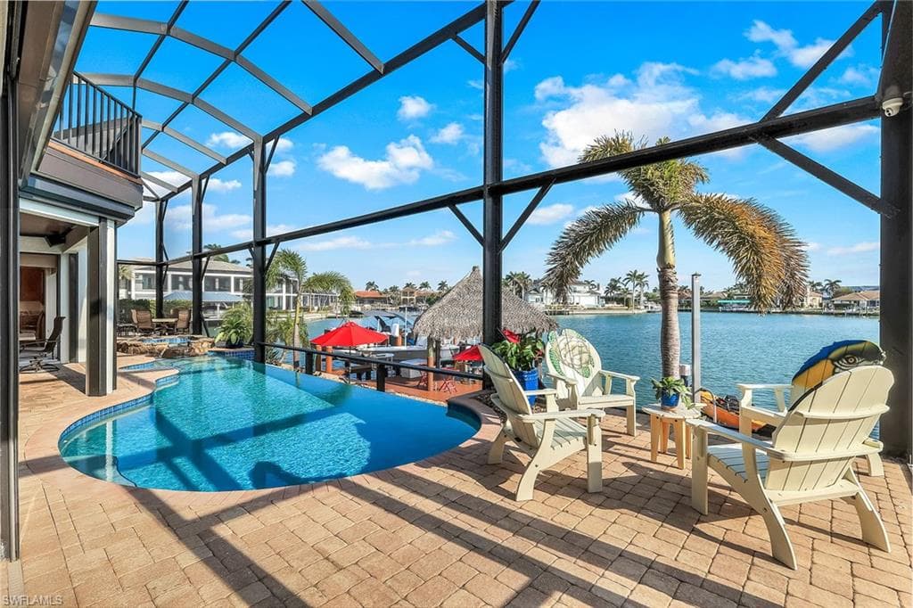 685 Embassy Ct, Marco Island, FL 34145-26