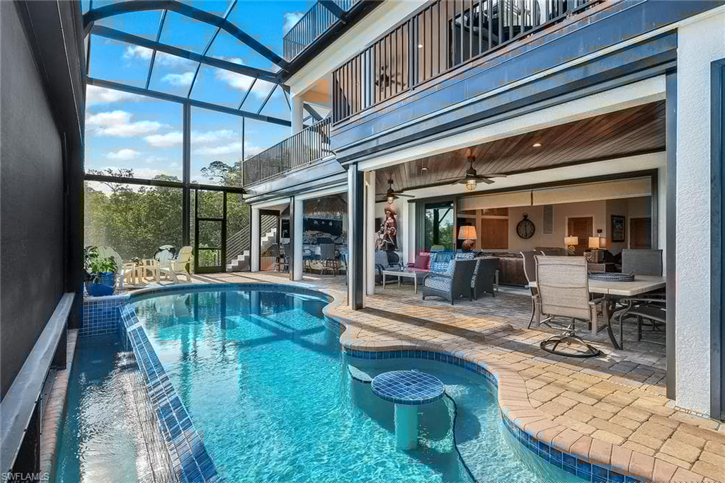 685 Embassy Ct, Marco Island, FL 34145-29