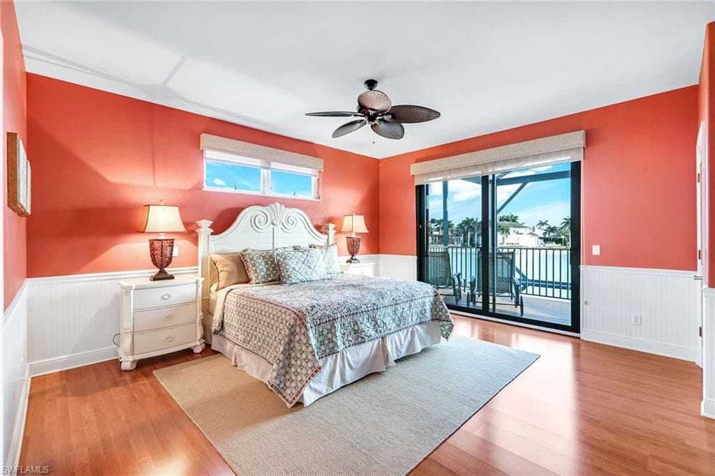 685 Embassy Ct, Marco Island, FL 34145-38