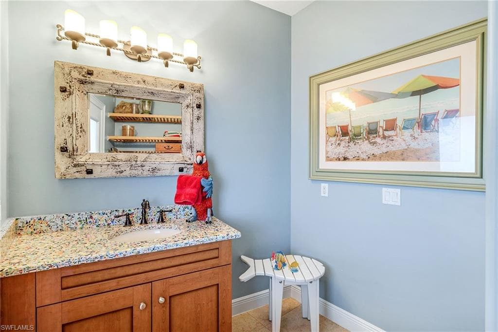 685 Embassy Ct, Marco Island, FL 34145-43