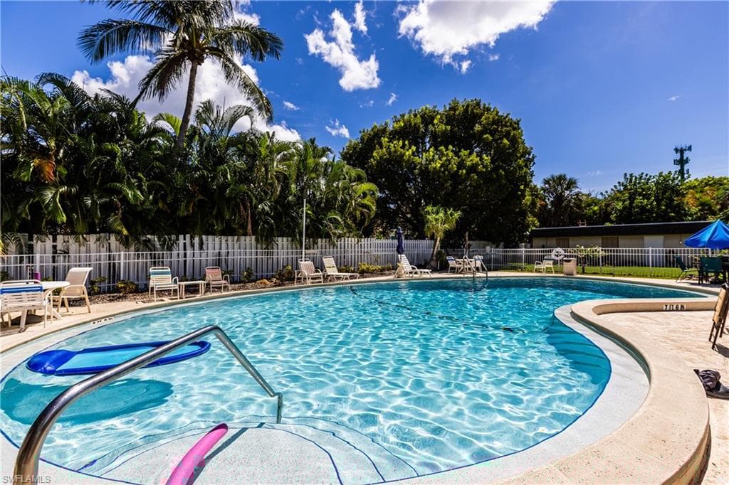 1047 Hartley Ave 109, Marco Island, FL 34145-10