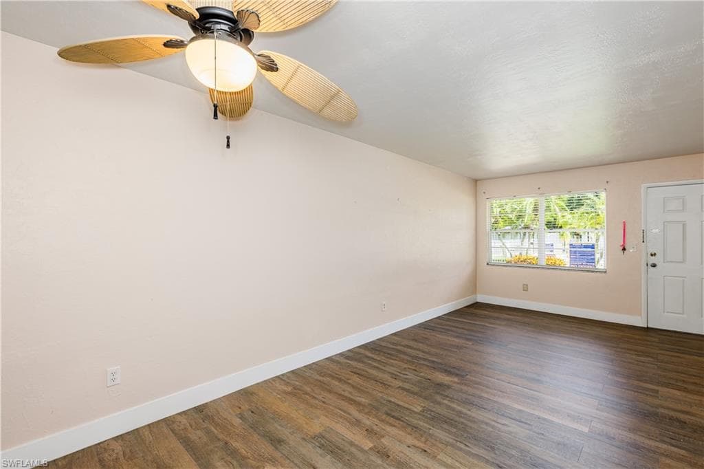 1047 Hartley Ave 109, Marco Island, FL 34145-3