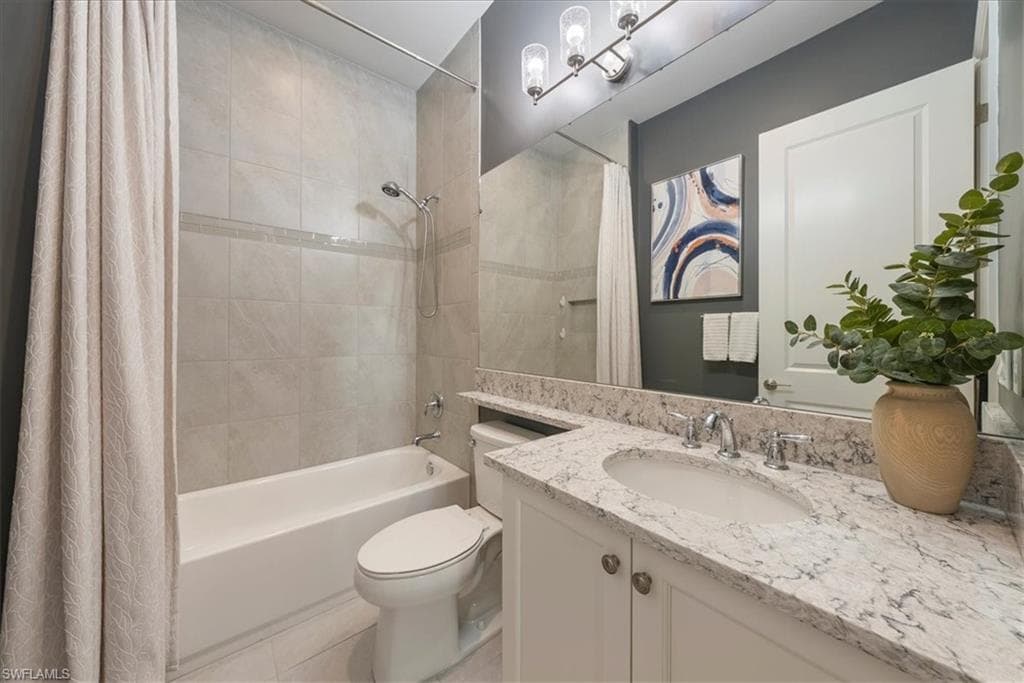 28422 Capraia Dr, Bonita Springs, FL 34135-17