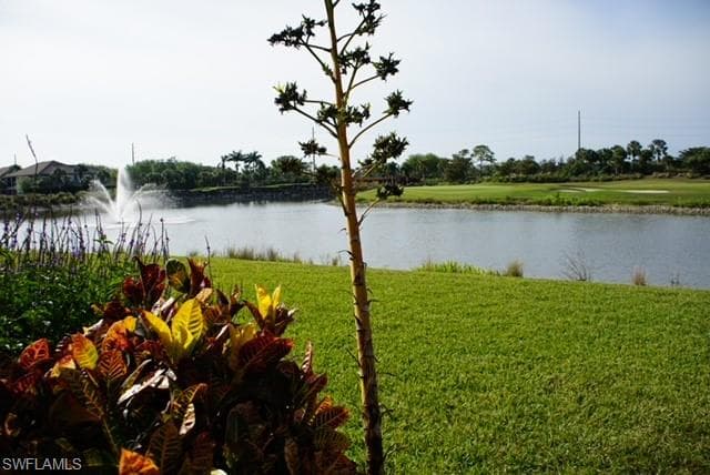 9221 Quartz Ln 9-102, Naples, FL 34120-20