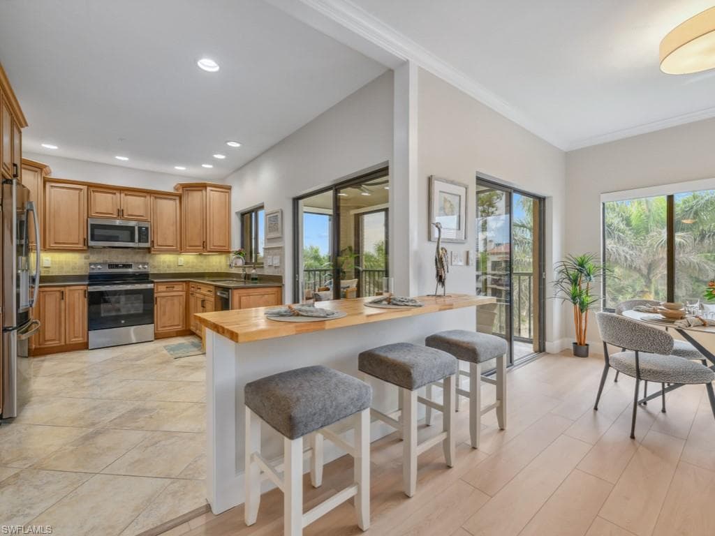 6760 Pelican Bay Blvd 342, Naples, FL 34108-8