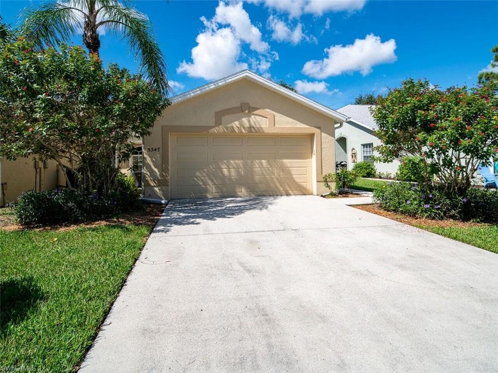 5347 Whitten Dr 88, Naples, FL 34104-22