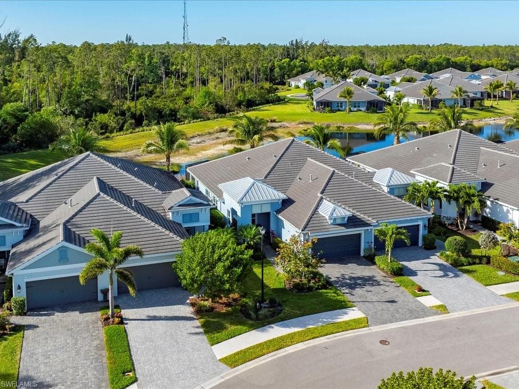 2235 Marquesa Cir S, Naples, FL 34112-34