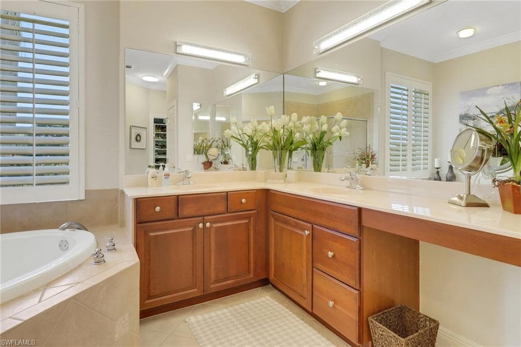 28677 San Lucas Ln 102, Bonita Springs, FL 34135-17