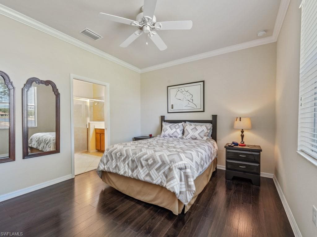 14590 Grapevine Dr, Naples, FL 34114-11