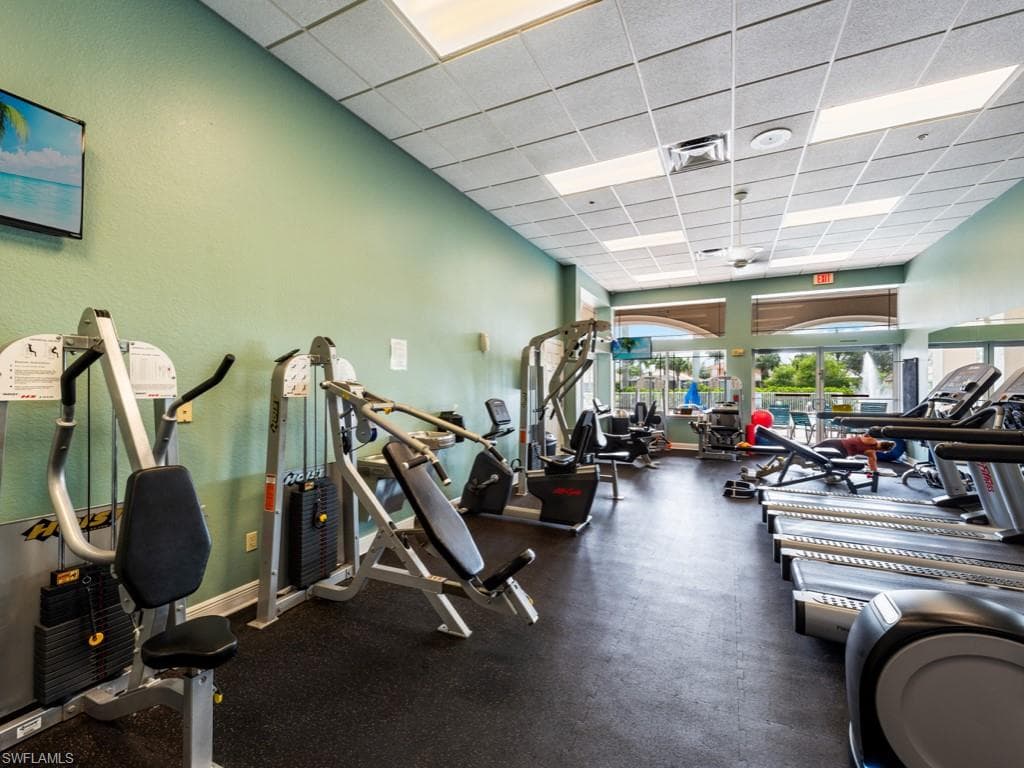 14590 Grapevine Dr, Naples, FL 34114-17