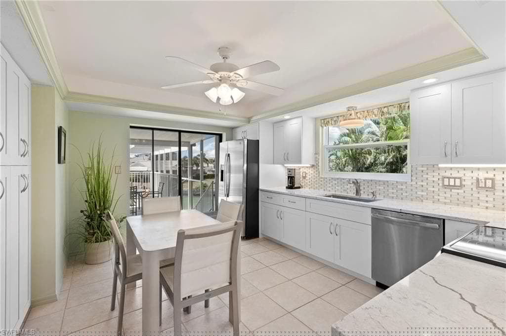 810 Arcadia Ct, Marco Island, FL 34145-9