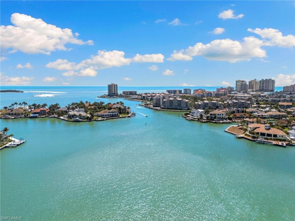 810 Arcadia Ct, Marco Island, FL 34145-32