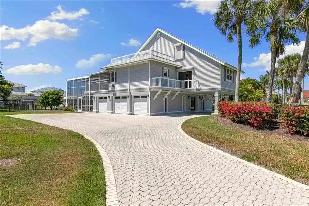 810 Arcadia Ct, Marco Island, FL 34145-4
