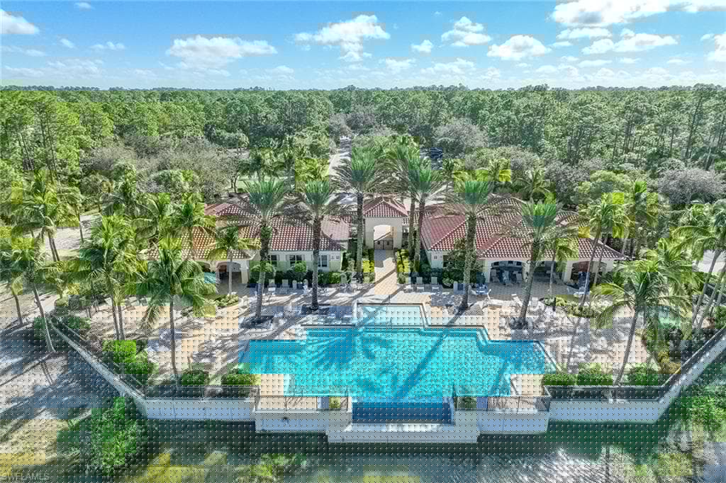 1833 Tarpon Bay Dr S 73, Naples, FL 34119-28