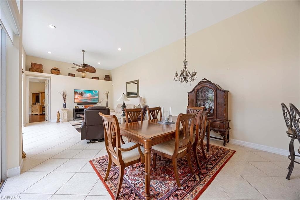 1833 Tarpon Bay Dr S 73, Naples, FL 34119-7