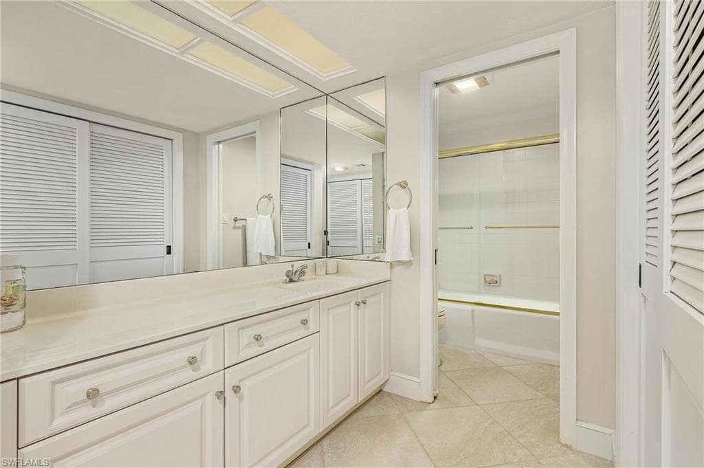 4301 Gulf Shore Blvd N 1902, Naples, FL 34103-10