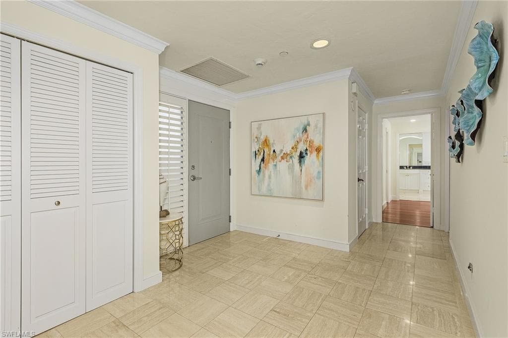 4301 Gulf Shore Blvd N 1902, Naples, FL 34103-7