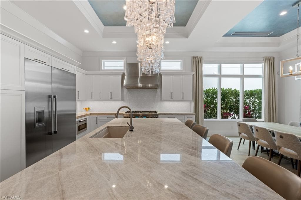 6826 Mangrove Ave, Naples, FL 34109-12