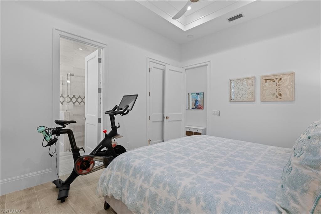 6826 Mangrove Ave, Naples, FL 34109-26