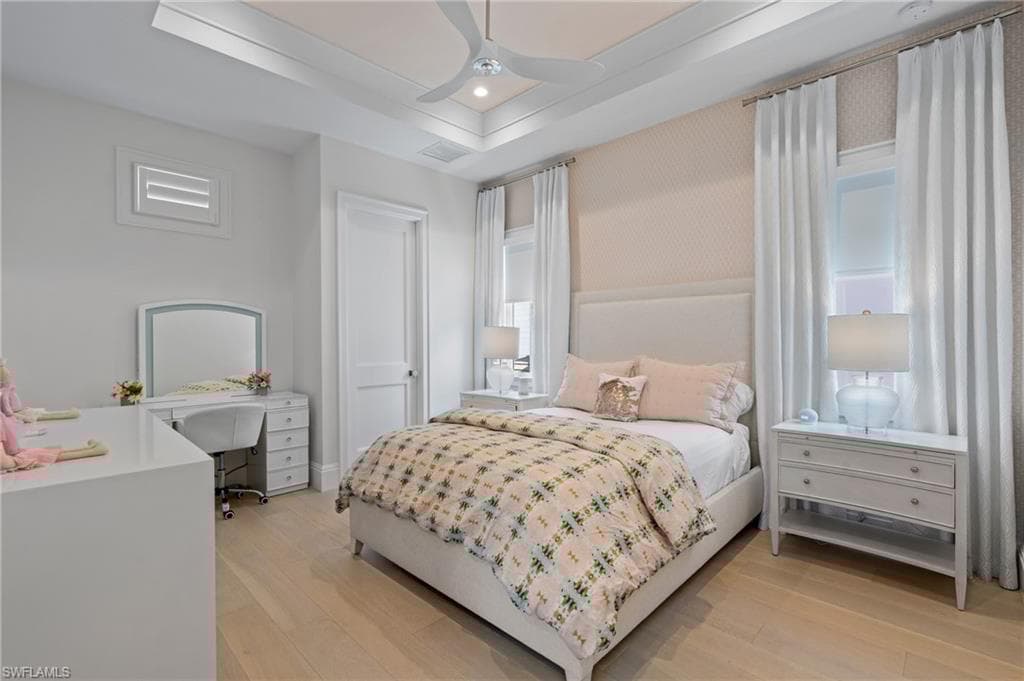 6826 Mangrove Ave, Naples, FL 34109-38