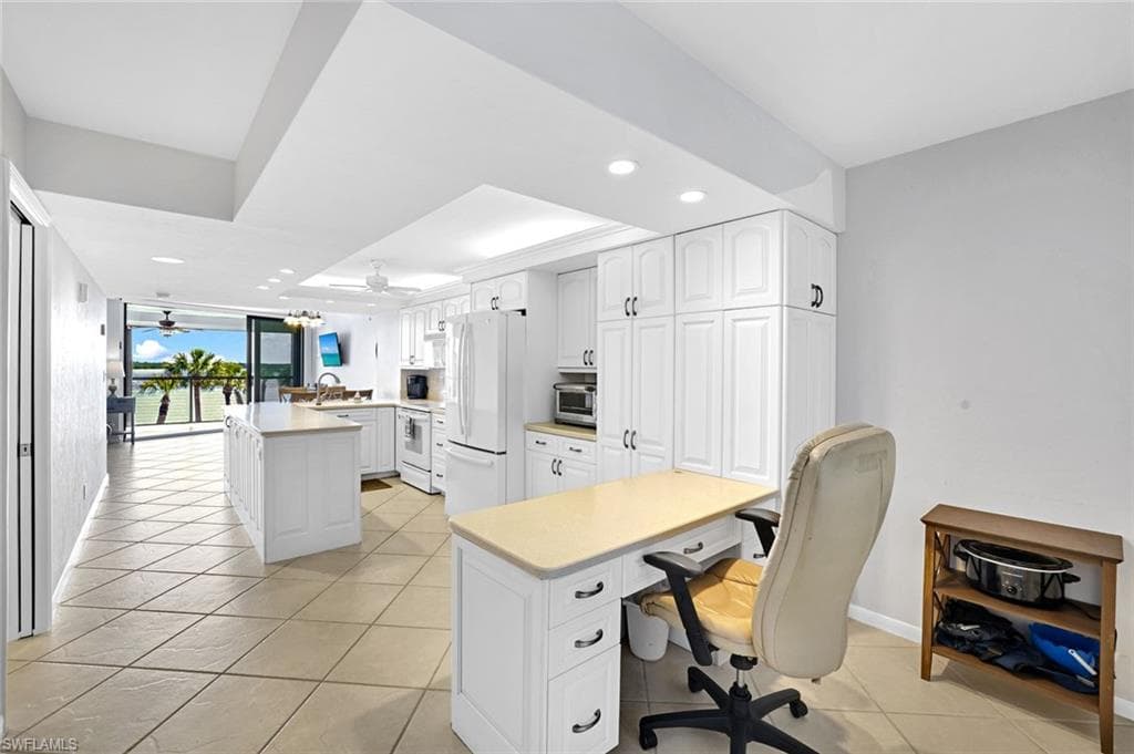 1085 Bald Eagle Dr D306, Marco Island, FL 34145-9