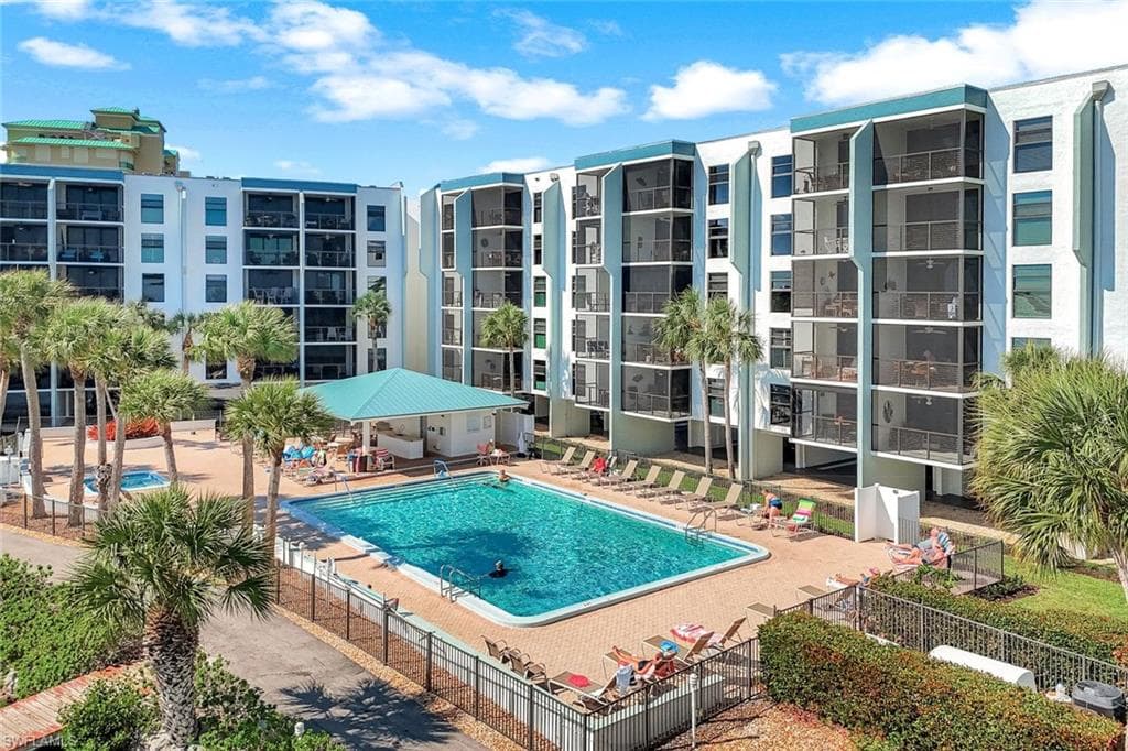 1085 Bald Eagle Dr D306, Marco Island, FL 34145-5
